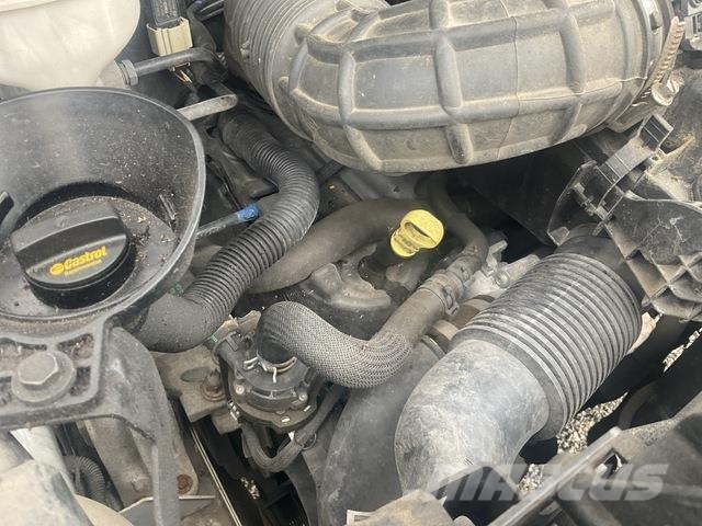 Ford Transit 130M155 المنصات الهوائية المثبتة على شاحنة