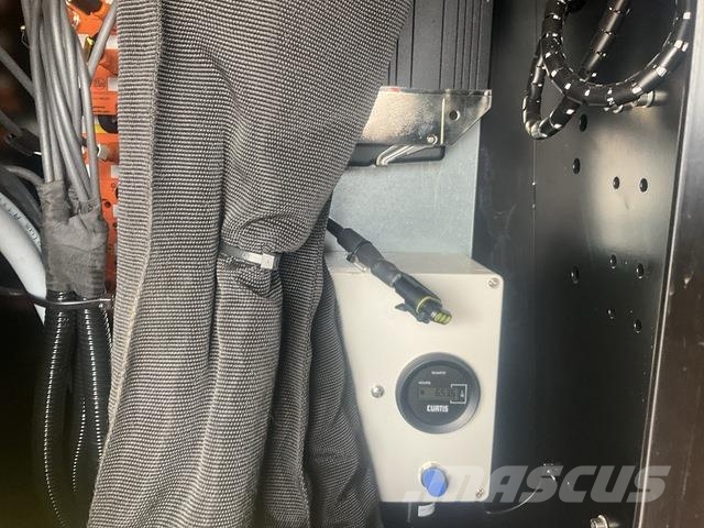 Ford Transit 130M155 المنصات الهوائية المثبتة على شاحنة
