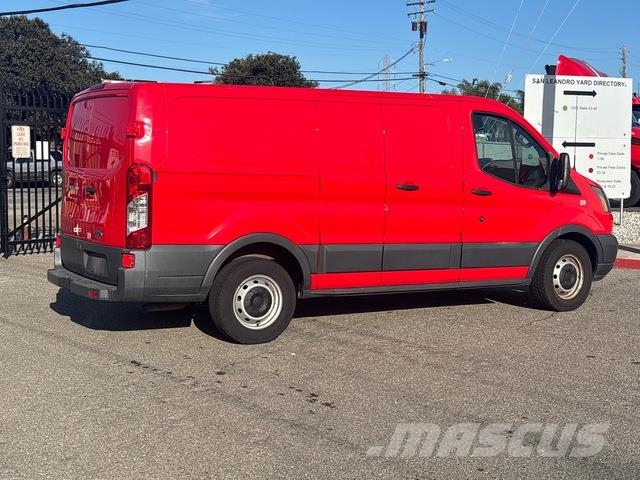 Ford Transit 150 Panel vans