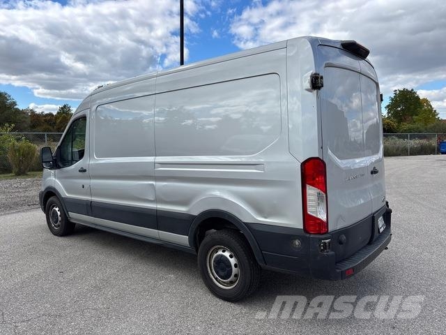 Ford Transit 250 Preču pārvadāšanas furgoni