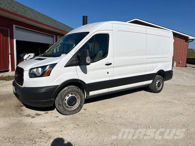 Ford Transit 250 패널 화물차