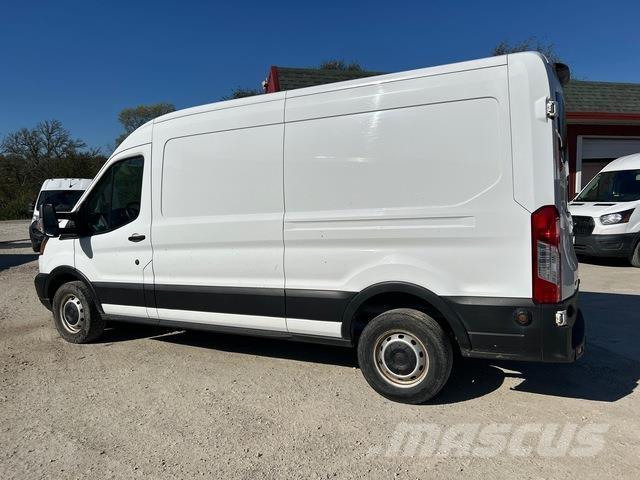 Ford Transit 250 패널 화물차