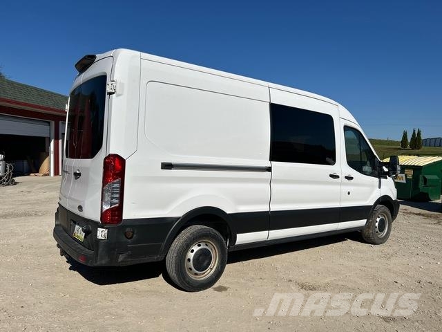 Ford Transit 250 패널 화물차