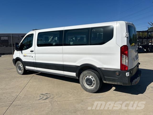 Ford Transit 350 Automobili