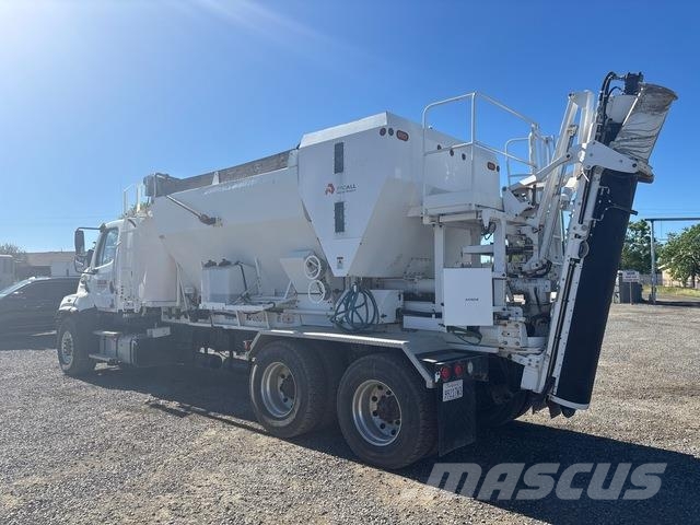 Freightliner 108SD Camiones de concreto