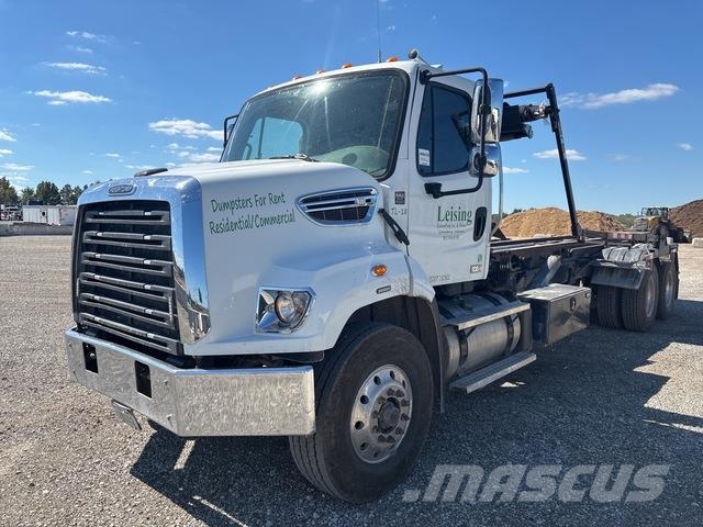Freightliner 108SD Vahetuskastiga tõstukautod