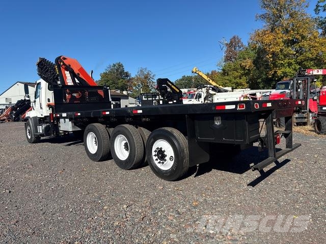 Freightliner 108SD Citi