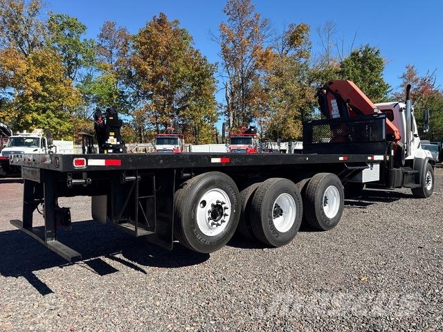 Freightliner 108SD Citi
