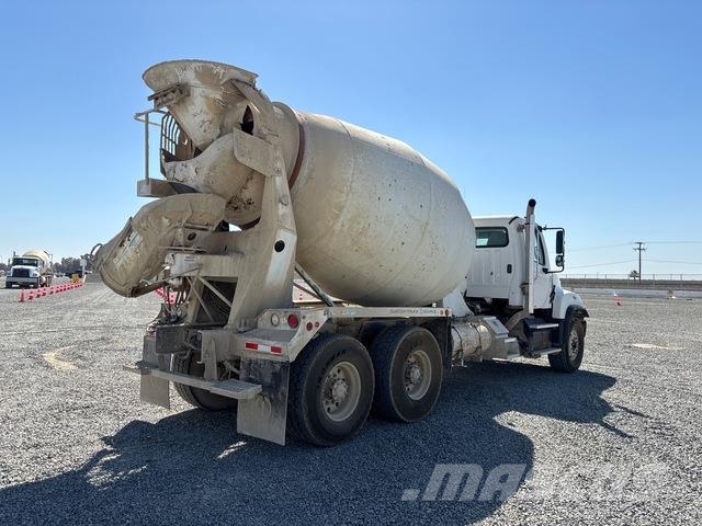 Freightliner 114 SD Outros caminhões