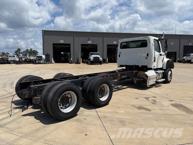 Freightliner 114SD Kabinen