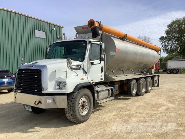 Freightliner 114SD Anlegg - Annet