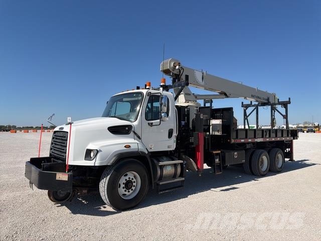 Freightliner 114SD Вантажівки / спеціальні
