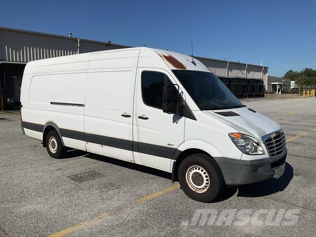 Freightliner 2500 Sprinter Панельні фургони
