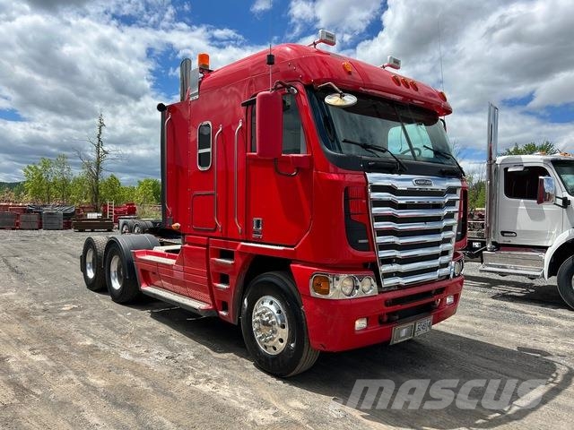 Freightliner ARGOSY Cabins and interior