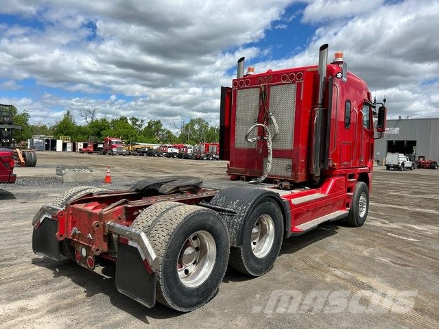 Freightliner ARGOSY Cabins and interior