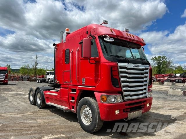 Freightliner ARGOSY Cabins and interior