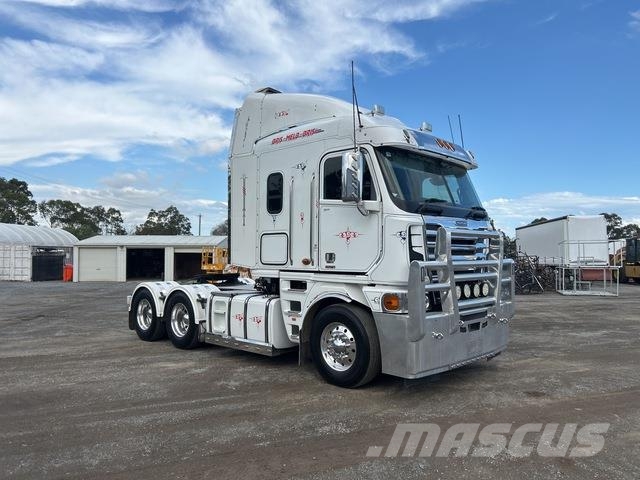 Freightliner Argosy Vlačilci