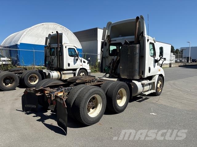 Freightliner Cascadia Sadulveokid