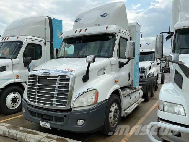 Freightliner Cascadia Тягачі