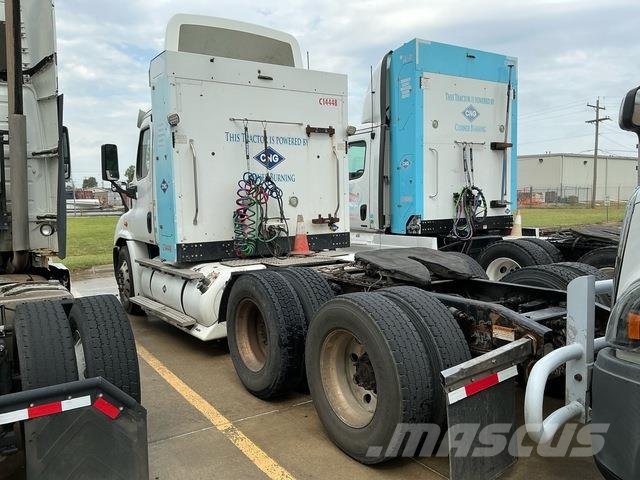 Freightliner Cascadia Тягачі