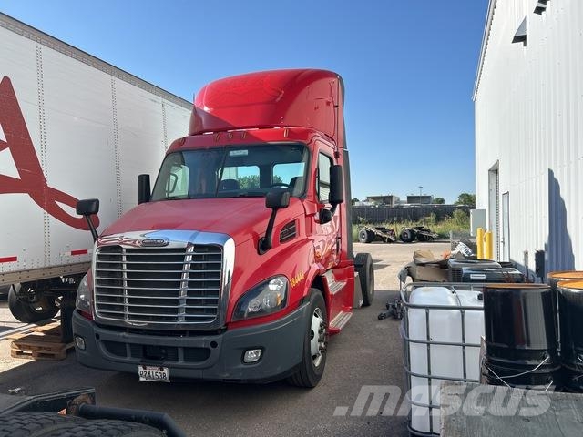 Freightliner Cascadia 113 Tracteur routier