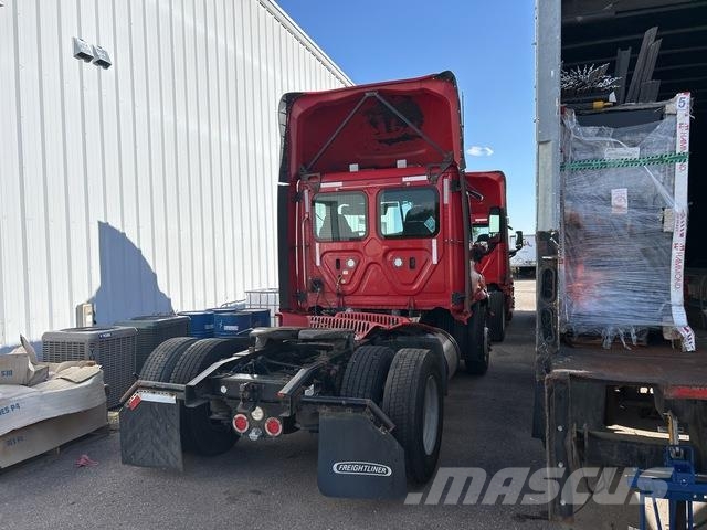 Freightliner Cascadia 113 Tracteur routier