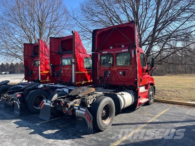 Freightliner Cascadia 113 Tracteur routier