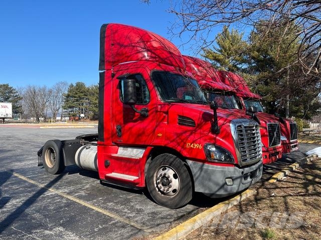 Freightliner Cascadia 113 Tracteur routier