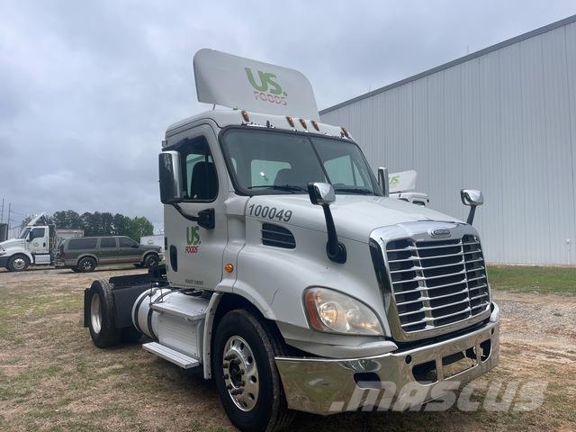 Freightliner Cascadia 113 Тягачі