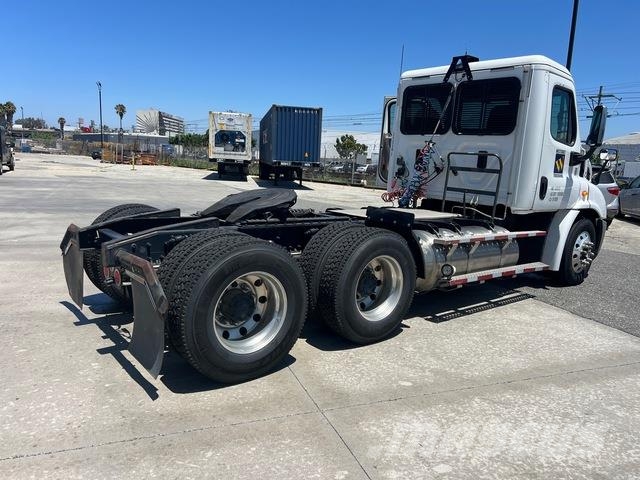 Freightliner Cascadia 113 Tractor Units