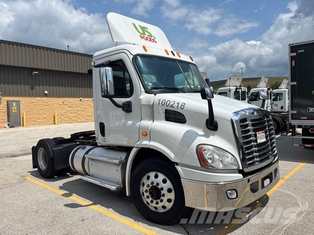 Freightliner Cascadia 113 وحدات الجر