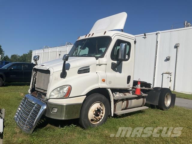 Freightliner Cascadia 113 Naudoti vilkikai