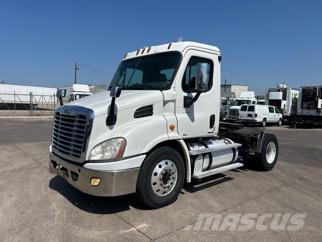 Freightliner Cascadia 113 Camiones tractor