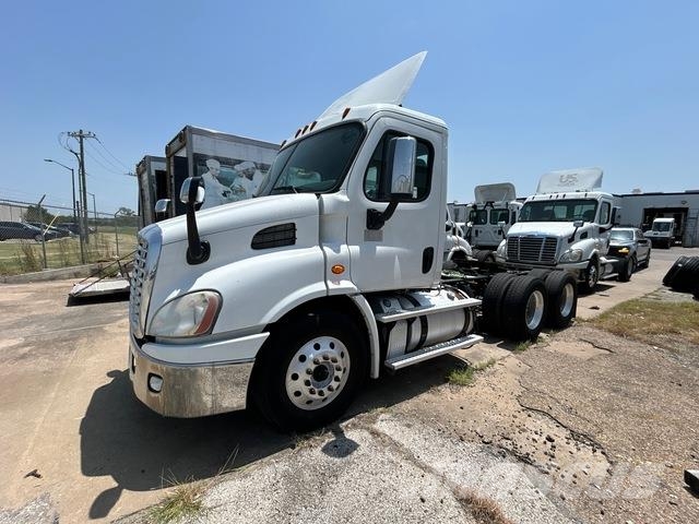 Freightliner Cascadia 113 Vlačilci