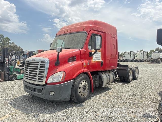 Freightliner Cascadia 113 Tracteur routier