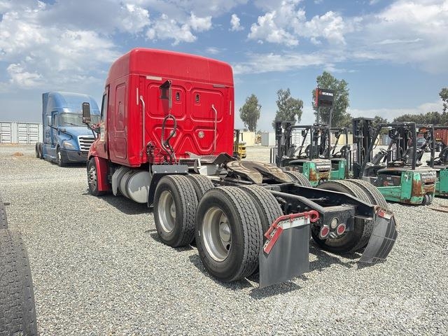 Freightliner Cascadia 113 Tracteur routier