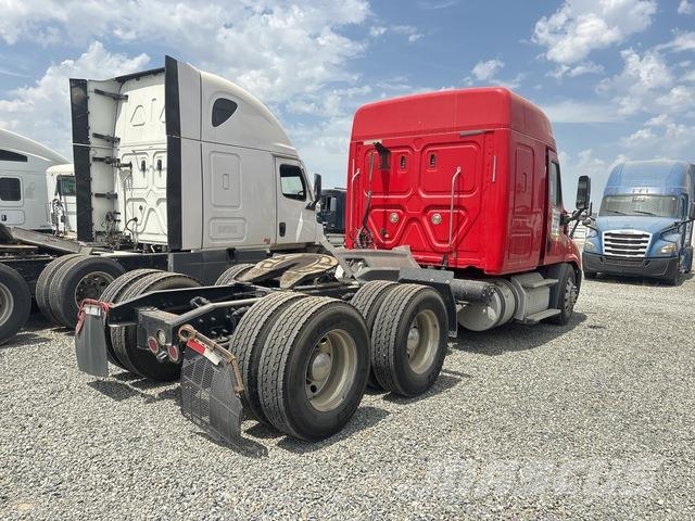 Freightliner Cascadia 113 Tracteur routier