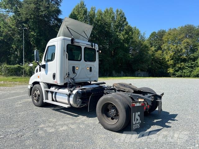 Freightliner Cascadia 113 Vlačilci