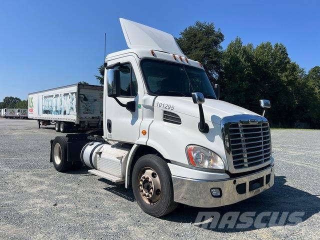 Freightliner Cascadia 113 Vlačilci