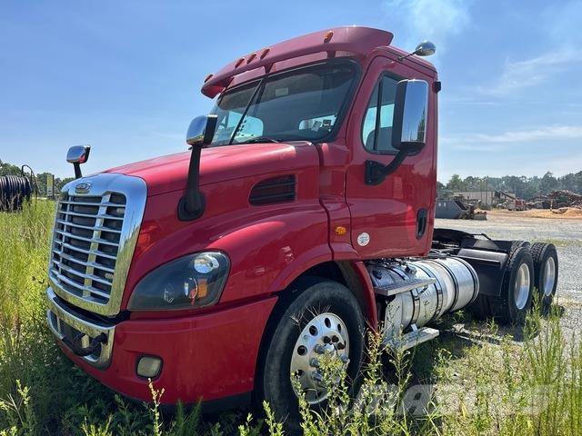 Freightliner Cascadia 113 Tracteur routier