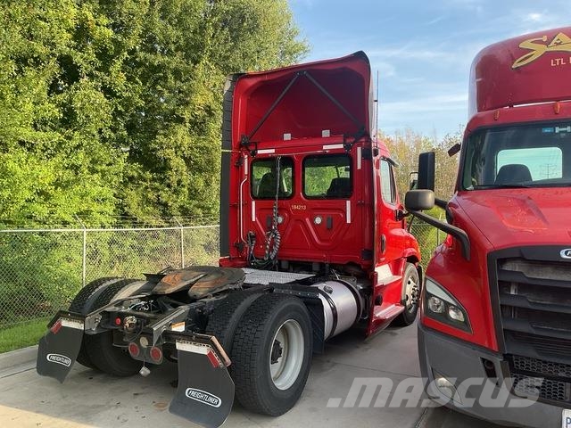 Freightliner Cascadia 113 Prime Movers
