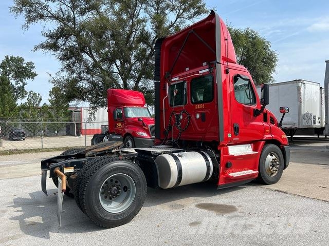 Freightliner Cascadia 113 Ciągniki siodłowe