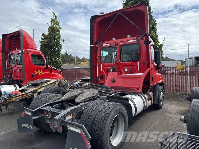 Freightliner Cascadia 113 Prime Movers