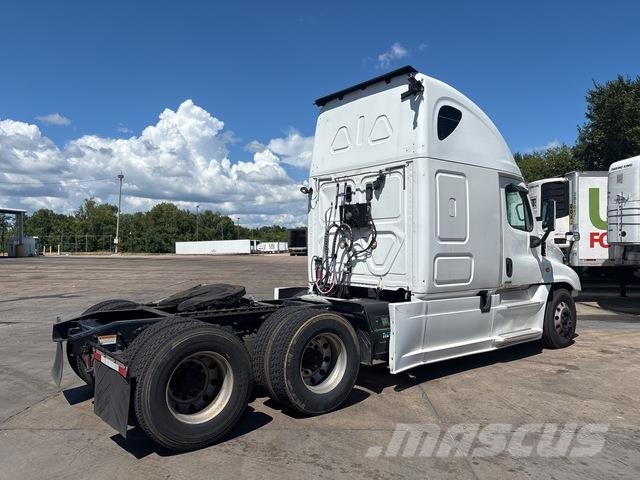 Freightliner Cascadia 113 Tractores (camiões)