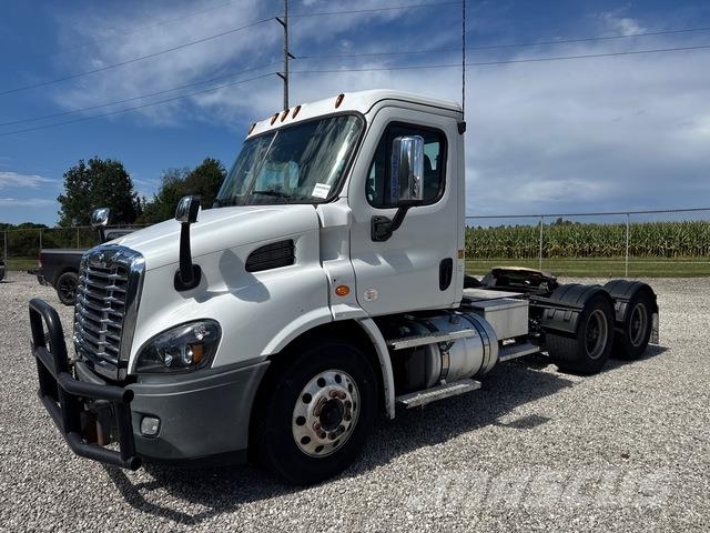 Freightliner Cascadia 113 Prime Movers