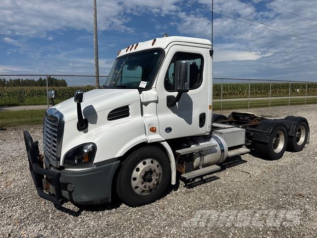 Freightliner Cascadia 113 Prime Movers