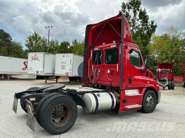 Freightliner Cascadia 113 Ciągniki siodłowe