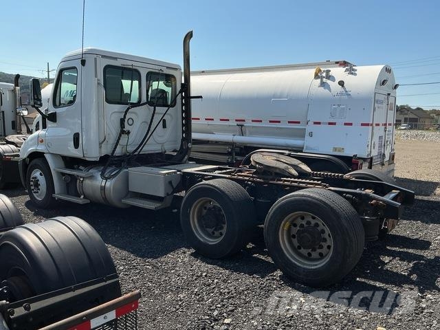 Freightliner Cascadia 113 Tracteur routier