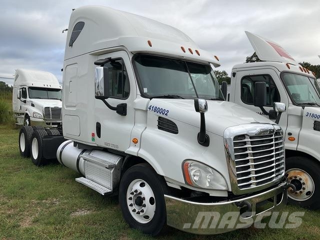 Freightliner Cascadia 113 Vilcēji