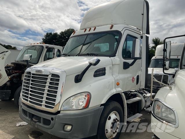 Freightliner Cascadia 113 Vlačilci